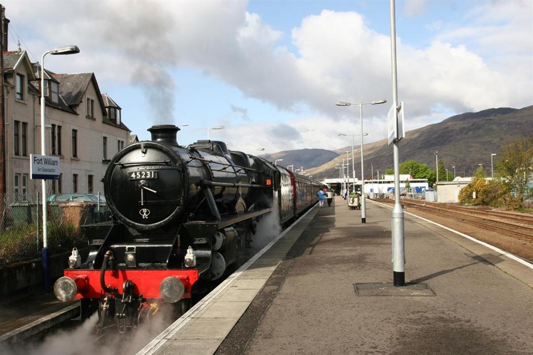 Victoria House Bed And Breakfast Fort William Eksteriør bilde